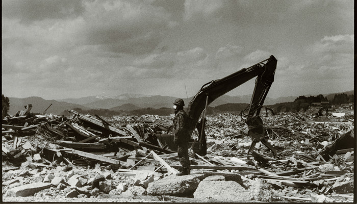 地震1.jpg 地震1.jpg