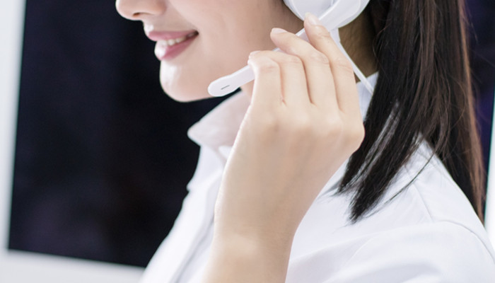  客服接待人员2.jpg