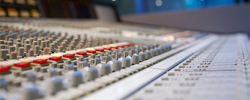 摄图网_501458898_banner_录音室调音台（企业商用）_副本.jpg