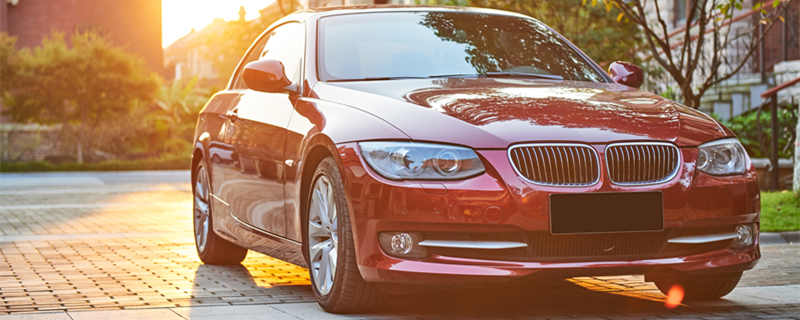 摄图网_500606533_晨光下的汽车(企业商用)_副本.jpg 摄图网_500606533_晨光下的汽车(企业商用)_副本.jpg