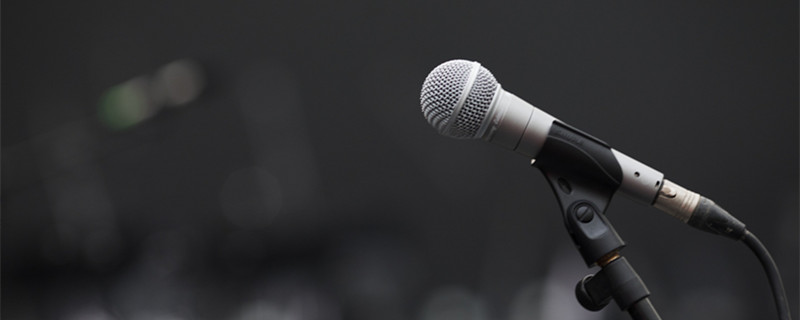 摄图网_500720088_banner_晚会上的话筒（企业商用）_副本.jpg