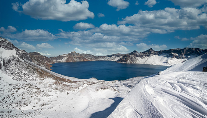 摄图网_501686701_banner_吉林长白山天池冬天风景（企业商用）_副本.jpg