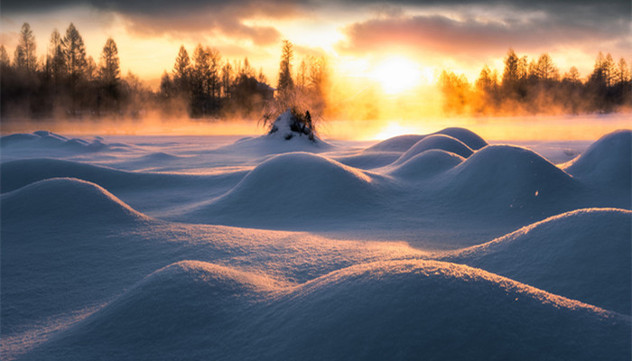 摄图网_501548335_banner_长白山雪地特写（企业商用3）_副本.jpg