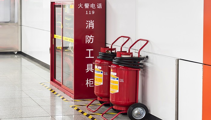 摄图网_501222558_消防工具 (企业商用).jpg 摄图网_501222558_消防工具 (企业商用).jpg