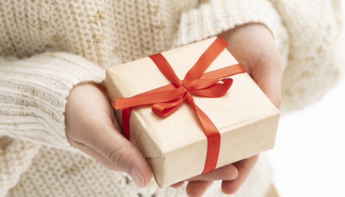 摄图网_501212048_banner_礼物盒（企业商用） (1)_副本.jpg