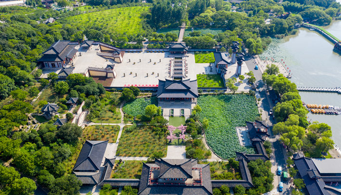 摄图网_501780928_banner_中央电视台无锡三国水浒城景区（企业商用）_副本.jpg