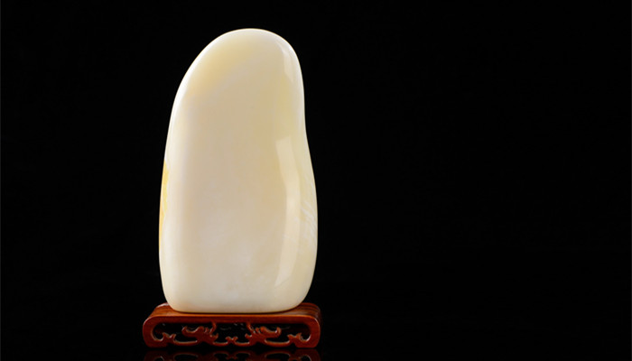 摄图网_500571623_banner_玉摆件(企业商用)_副本.jpg 摄图网_500571623_banner_玉摆件(企业商用)_副本.jpg