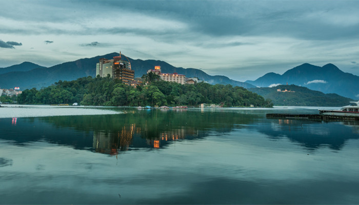 摄图网_500719532_banner_台湾日月潭风景区(企业商用)_副本.jpg 摄图网_500719532_banner_台湾日月潭风景区(企业商用)_副本.jpg