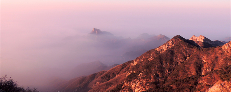 摄图网_500666327_banner_泰山山顶风景（企业商用1）_副本.jpg