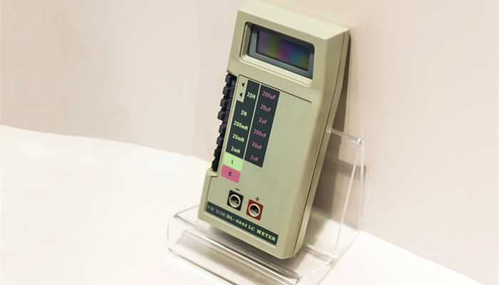 摄图网_501262383_banner_电压表(企业商用)_副本.jpg 摄图网_501262383_banner_电压表(企业商用)_副本.jpg