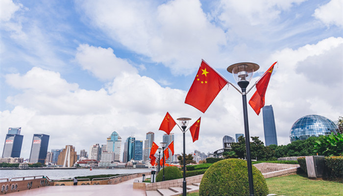 _滨江大道 国旗 _700.jpg _滨江大道 国旗 _700.jpg