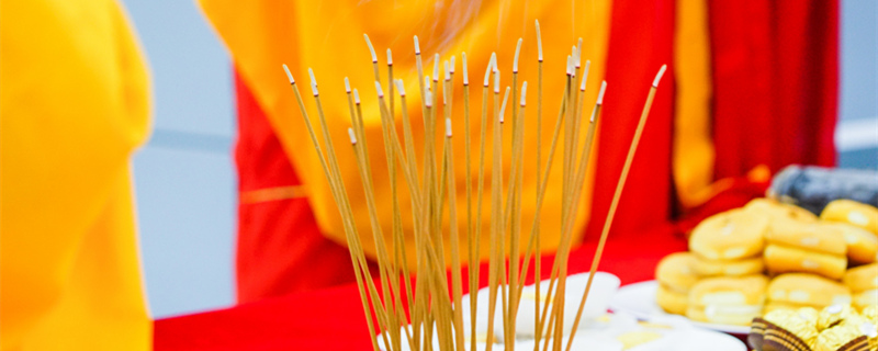 摄图网_501718068_banner_过年烧香祈福（企业商用1）_副本.jpg