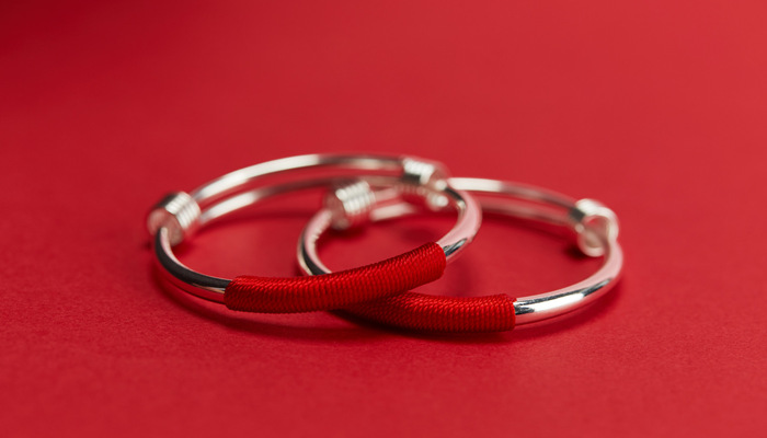 婴儿 银 手镯700.jpg