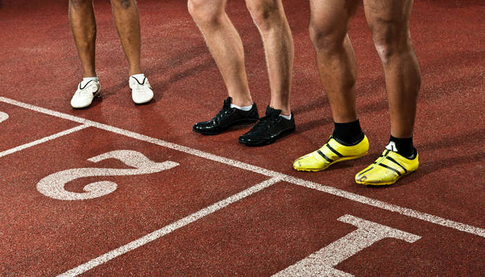 摄图网_501827652_准备在体育赛场上比赛的运动员(企业商副本.jpg 摄图网_501827652_准备在体育赛场上比赛的运动员(企业商副本.jpg