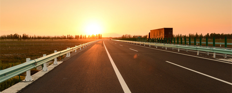摄图网_501344735_banner_公路马路(企业商用)_副本.jpg 摄图网_501344735_banner_公路马路(企业商用)_副本.jpg